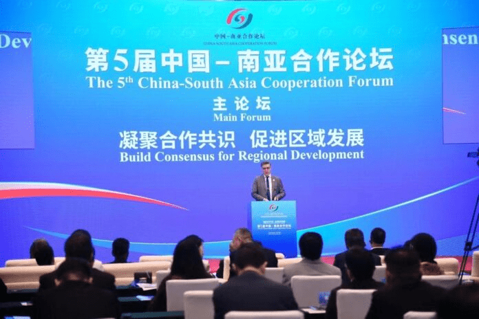 哈什米大使结束对中国昆明市的正式访问