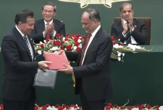 Pakistan, China agree to further enhance bilateral cooperation in multiple sectors