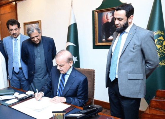 总理建议总统签署第26号宪法修正案并立为法律