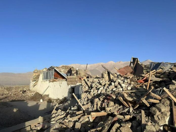 中国西藏发生6.8级地震，造成95人死亡