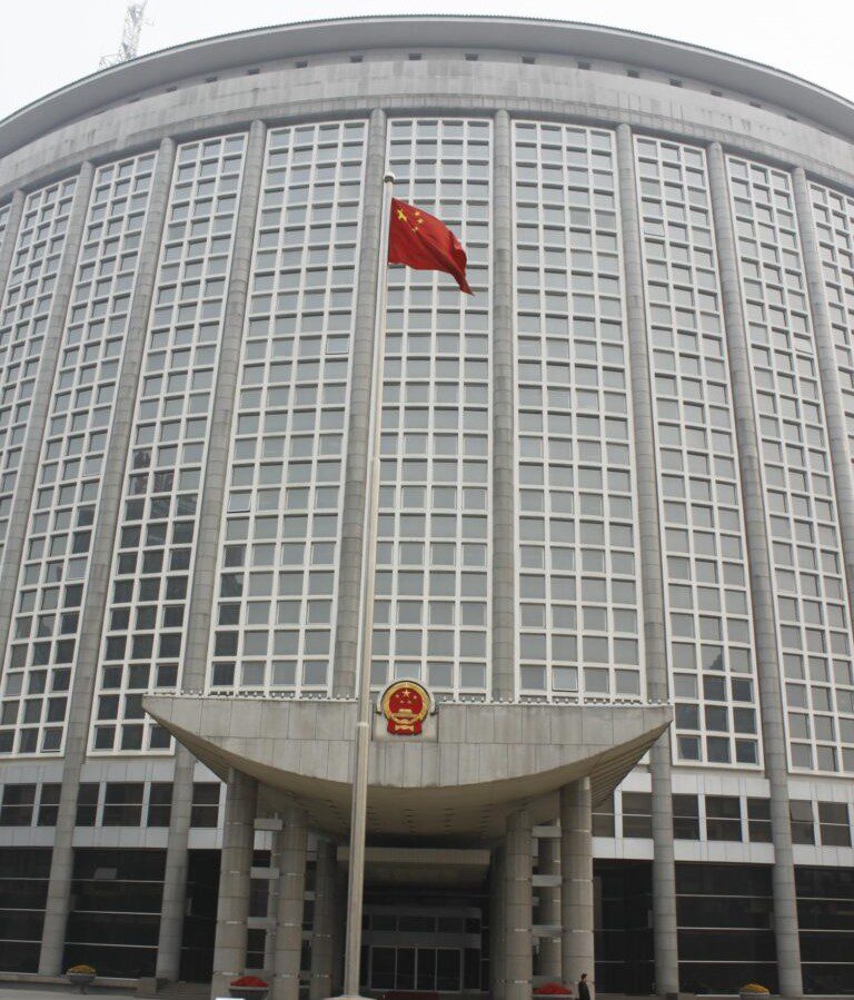 华为将在 2025 年上海世界移动通信大会上重点展示 AI 与 5G 融合