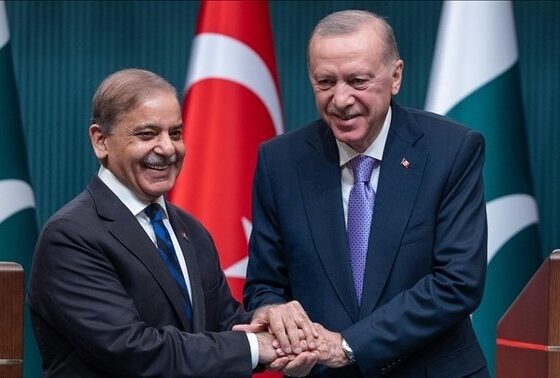 土耳其总统高度评价巴基斯坦和平政策