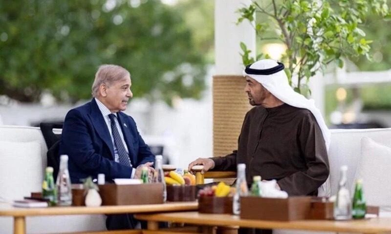 总理夏巴兹启程前往阿联酋进行为期一天的正式访问