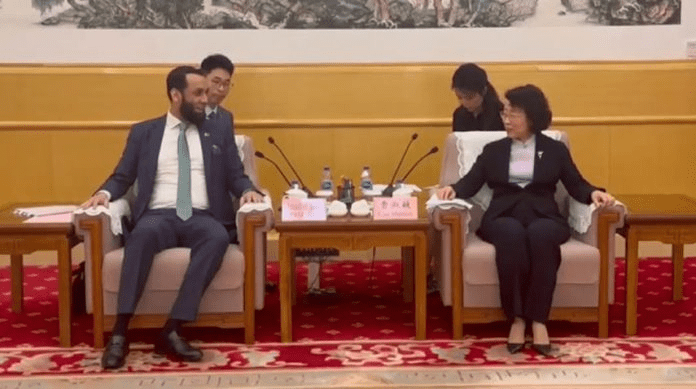 巴基斯坦与中国探讨扩大媒体合作