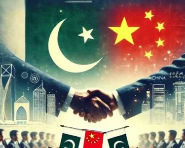 中国人形机器人回答巴基斯坦代表团提问