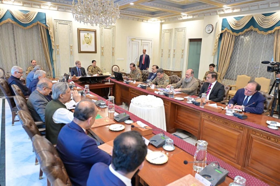 总理回顾整体经济形势,发展项目