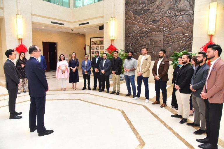 巴基斯坦数字媒体影响力人士访问中国大使馆