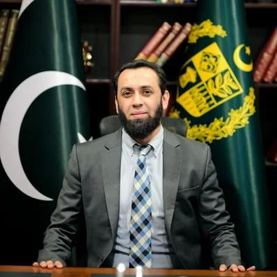 新闻部长: 数字媒体被视为国家安全的关键