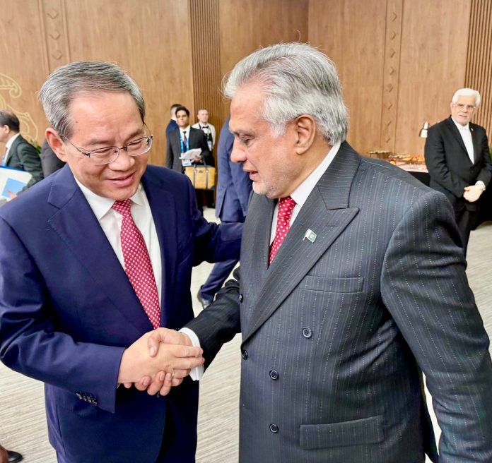 副总理穆罕默德·伊沙克·达尔会见了中国总理李强