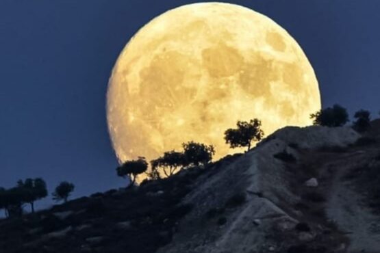 2025年最后一次超级月亮将照亮巴基斯坦的夜空