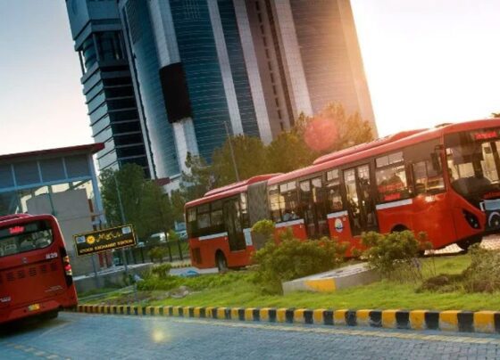 伊斯兰堡地铁迈向数字化