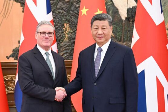 中英同意发展长期战略伙伴关系