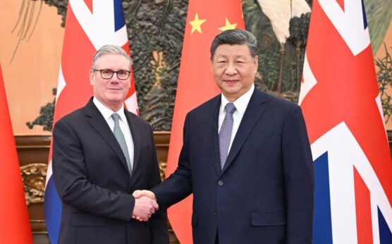 中英同意发展长期战略伙伴关系