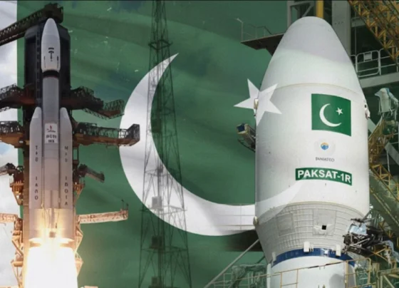 巴基斯坦发射第二颗国产EO-2卫星