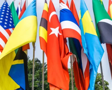 国际社会呼吁巴基斯坦和阿富汗缓和战争局势