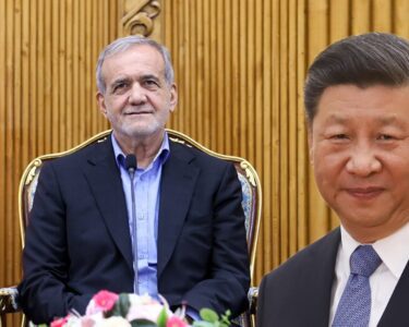 习主席祝贺伊朗伊斯兰革命47周年