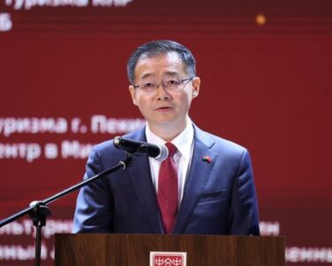 中国大使致以春节问候