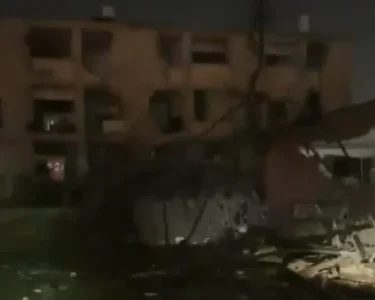 伊朗空袭致6人死亡，100多人受伤，以色列宣布进入紧急状态