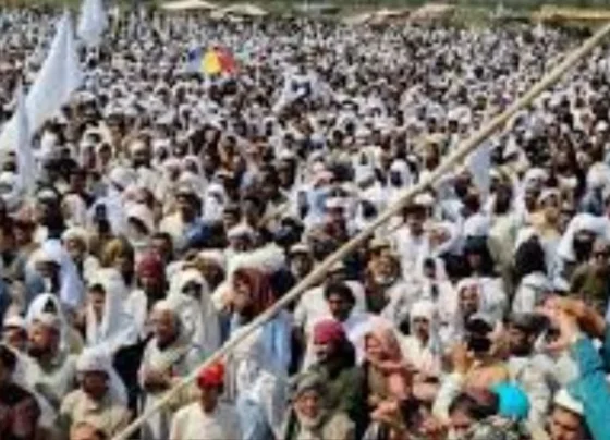 开伯尔-普赫图赫瓦省民众奋起反抗恐怖分子