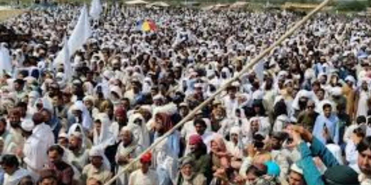 开伯尔-普赫图赫瓦省民众奋起反抗恐怖分子