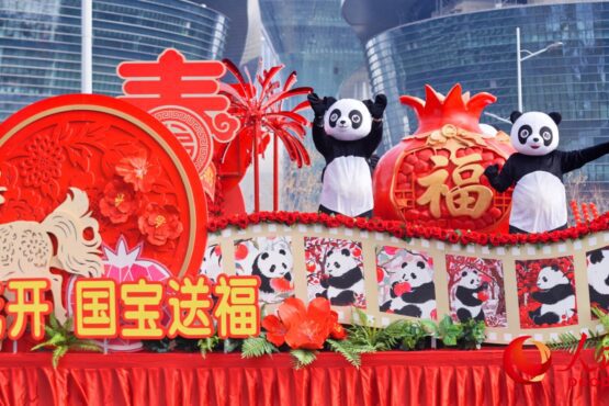 中国否认与伊朗达成导弹协议