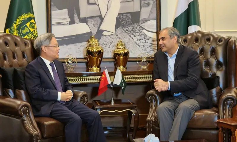 纳克维与中国特使就安全小组和投资者会议达成协议