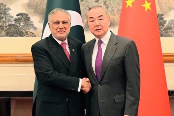 副总理启程前往中国讨论地区问题