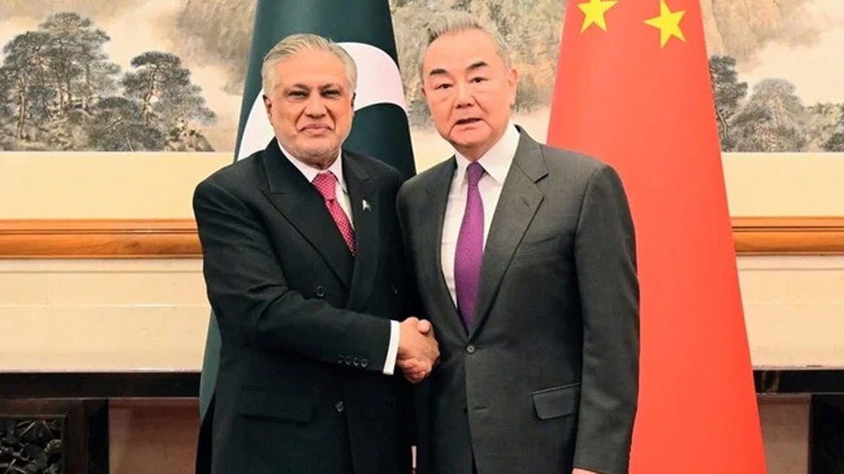 副总理启程前往中国讨论地区问题