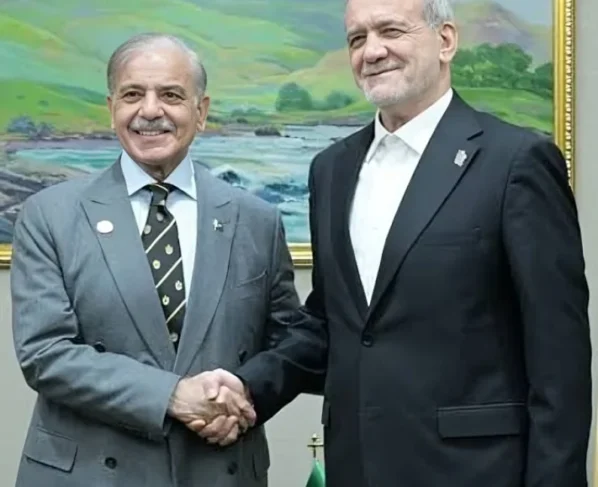 总理在与伊朗总统的通话中赞扬了伊朗的领导层