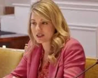 加拿大外交部长：巴基斯坦的和平努力值得称赞