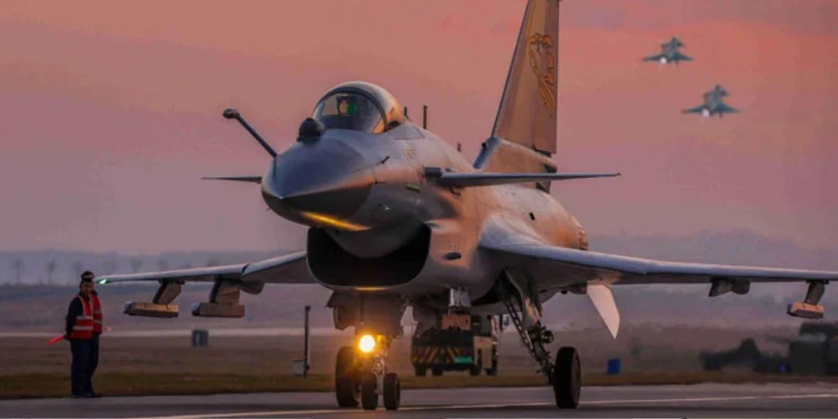 彭博社报道：印巴航空冲突后中国J-10战机销量翻番