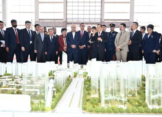 总统访问SANY重工长沙工厂，强调产业合作与技术伙伴关系