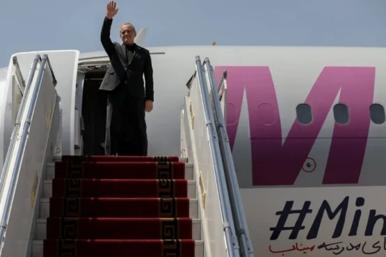 Search Type to start searching... Pakistan Asia Cup World Business Politics Technology Sports Lifestyle Fact check Opinion Twitter Instagram Facebook Youtube Iranian president Pezeshkian arrives in Pakistan after landmark US-Iran talks
