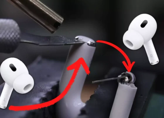 网络报道：苹果 AirPods 的功能已远不止无线耳机。越来越多的内容创作者利用其内置麦克风录制视频、播客和社交媒体内容，无需购置专用音频设备。 所有新款 AirPods，包括 AirPods（第三代）、AirPods Pro（第二代）和 AirPods Max，都配备了支持语音录制和通话的集成麦克风。 因此，许多新手创作者开始使用 AirPods 制作 TikTok 视频、Instagram Reels、YouTube Shorts 短视频以及进行远程采访。这些设备也为录制语音笔记和日常旁白提供了便捷的解决方案。 然而，音频专业人士提醒，AirPods 的设计初衷主要是为了通话，而非专业音频制作。 虽然其麦克风能够清晰地录制通话和在线会议内容，但与专用录音设备相比，它们通常会压缩音频，并且无法捕捉到太多的人声细节。此外，背景噪音和风声也会影响录音质量，尤其是在户外环境中。