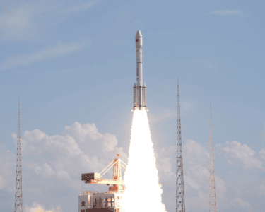 China launches new satellite group for commercial constellation