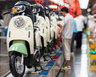 Chinese e-two-wheeler exports surge as global demand accelerates