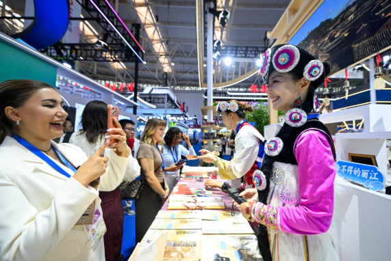 中国文化旅游产业博览会开幕2500余家参展商齐聚一堂