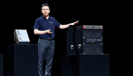 华为发布全球首款基于NPO技术的Atlas 960E SuperPoD